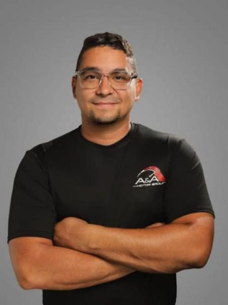 Socio de A&A Motor Group